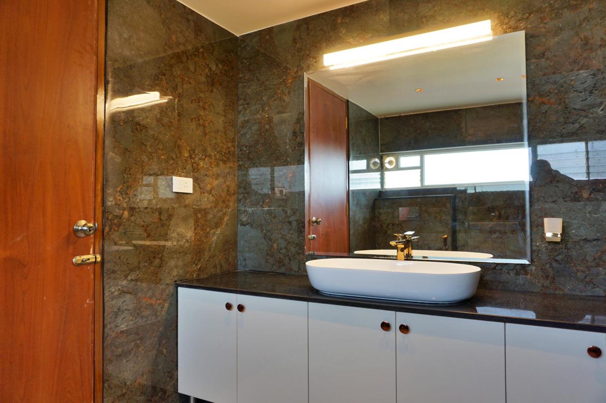Appartement The Pentouz On 100 Feet Road Indiranagar - An Urban Luxury Retreat à Bangalore Extérieur photo